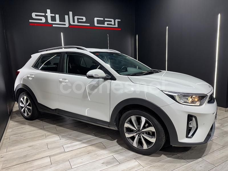 Blanco Usado 2021 Kia Stonic SUV | 15.950 € (Buen precio) - Imagen 1/4