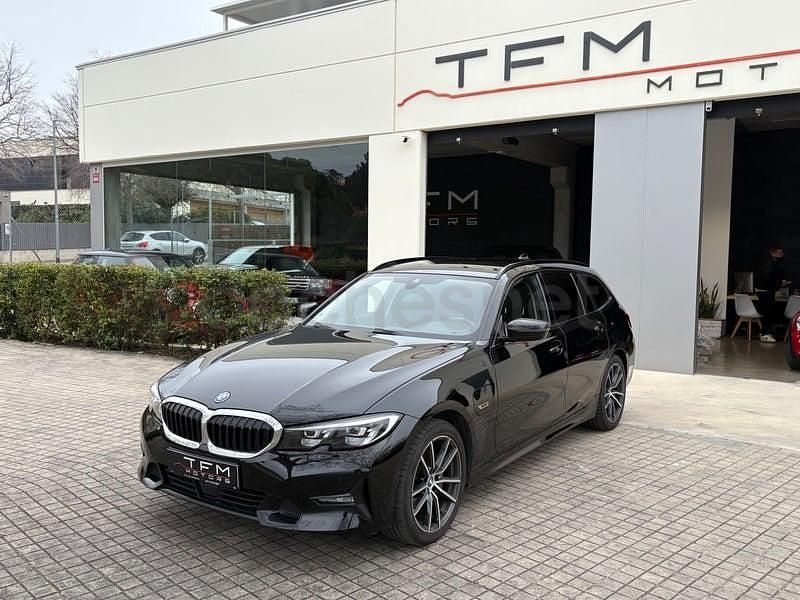 Usado BMW 320e 204 CV (150 kW) 2022 Negro Familiar