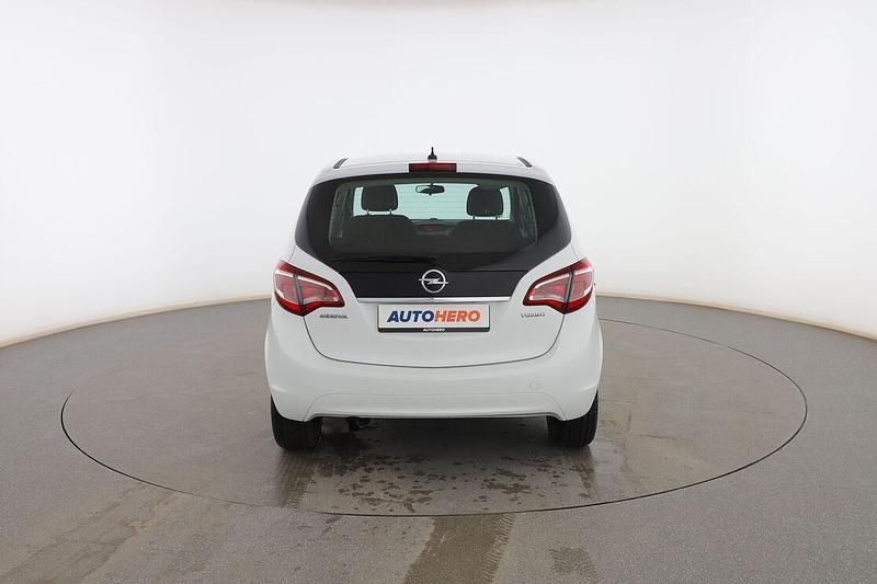 Usado Opel Meriva drive 120 CV (88 kW) 2016 Blanco Monovolumen