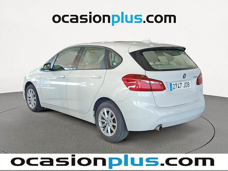 Usado BMW 218 Active Tourer 150 CV (110 kW) 2015 Blanco Monovolumen