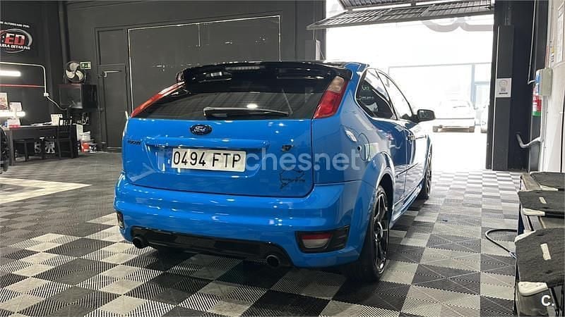 Usado Ford Focus ST 225 CV (165 kW) 2007 Azul Berlina