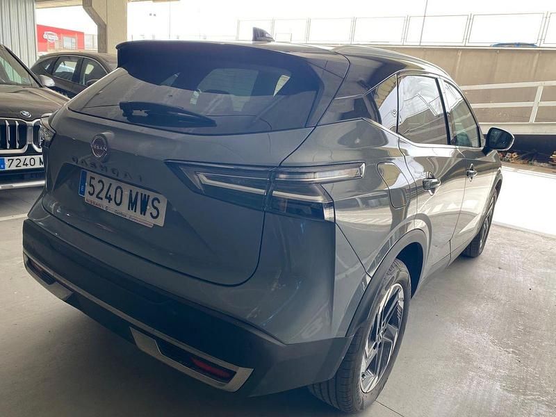 Usado Nissan Qashqai N-Connecta 140 CV (102 kW) 2024 Gris SUV