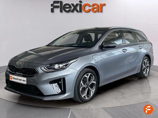 Usado Kia Ceed 141 CV (103 kW) 2021 Gris Utilitario