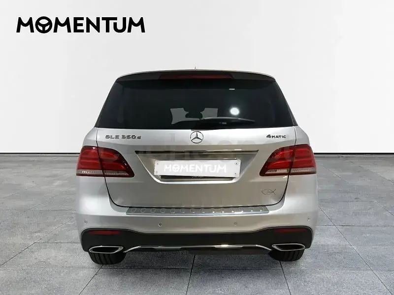 Usado Mercedes GLE350 258 CV (189 kW) 2018 Gris / plata SUV