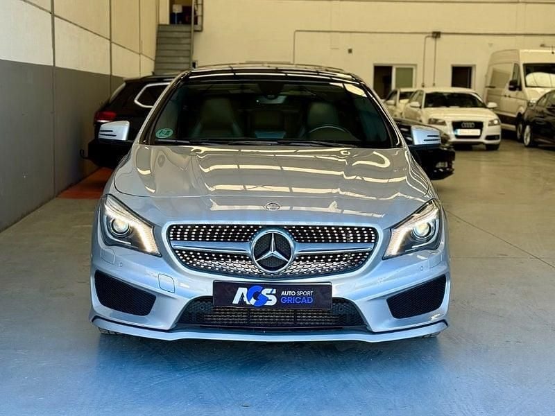 Usado Mercedes CLA200 AMG line 136 CV (100 kW) 2015 Gris / plata Berlina
