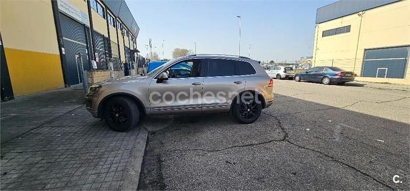 Usado VW Touareg 262 CV (192 kW) 2018 Beige SUV