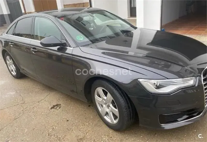 Usado Audi A6 190 CV (139 kW) 2015 Gris / plata Berlina