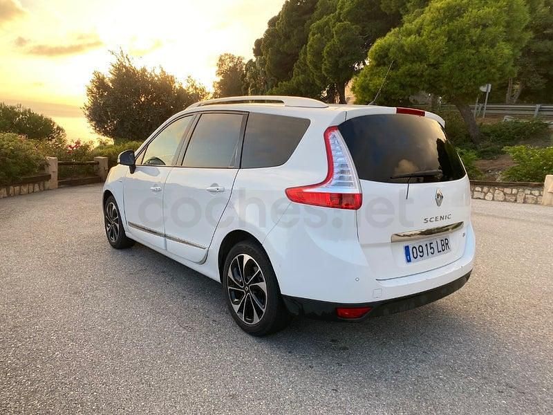 Usado Renault Grand Scénic III Bose Edition 110 CV (80 kW) 2015 Blanco Monovolumen