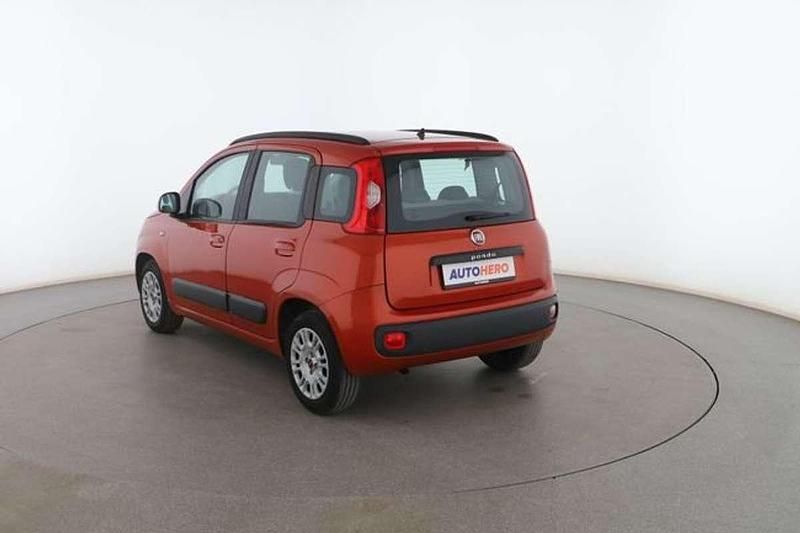 Usado Fiat Panda Lounge 71 HP (52 kW) 2016 Laranja Citadino
