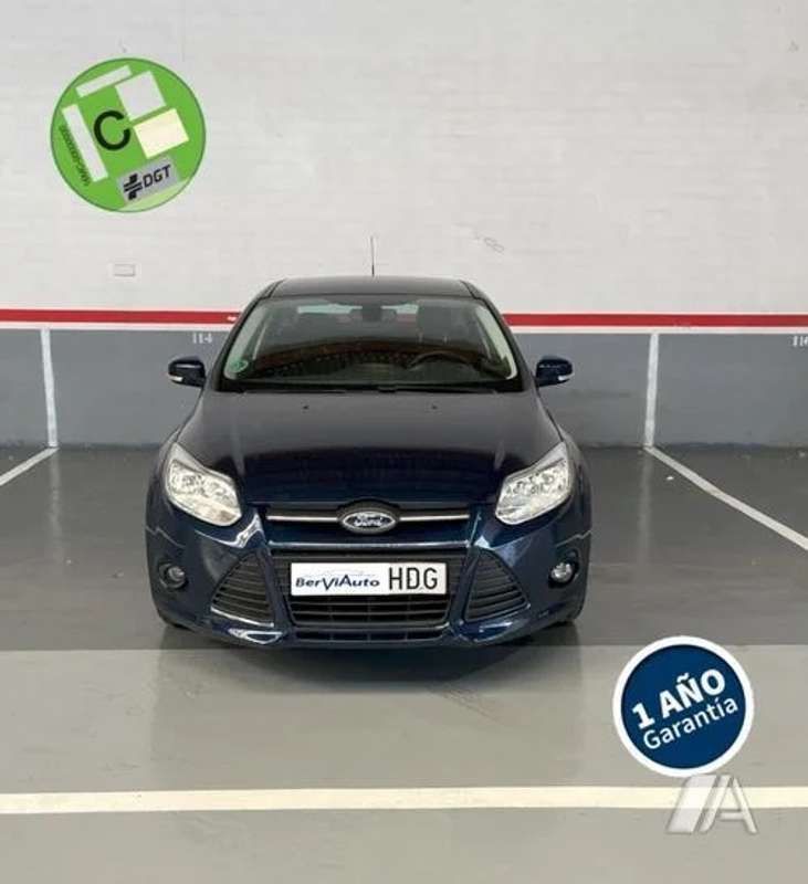Azul Usado 2011 Ford Focus Trend Berlina | 8450 € (Precio justo) - Imagen 1/4