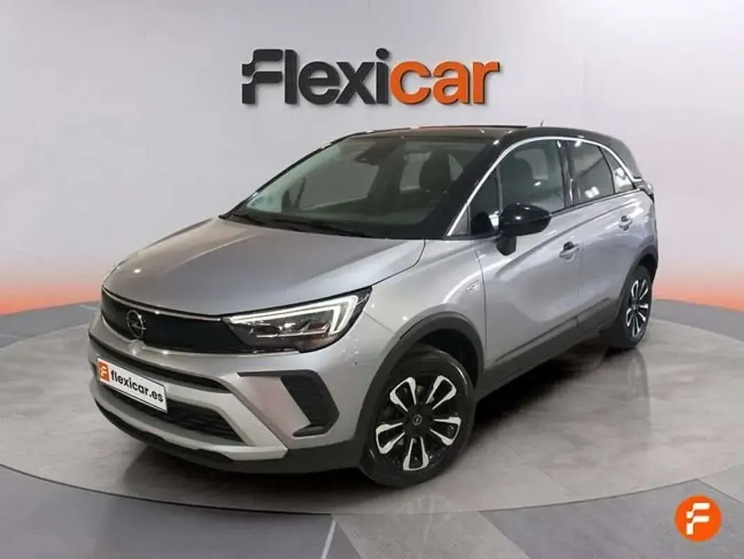 Usado Opel Crossland Elegance 110 CV (80 kW) 2024 Gris SUV