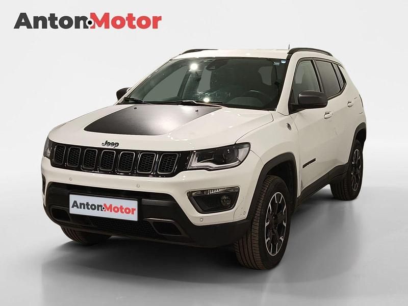 Blanco Usado 2021 Jeep Compass Trailhawk SUV | 25.990 € - Imagen 1/4