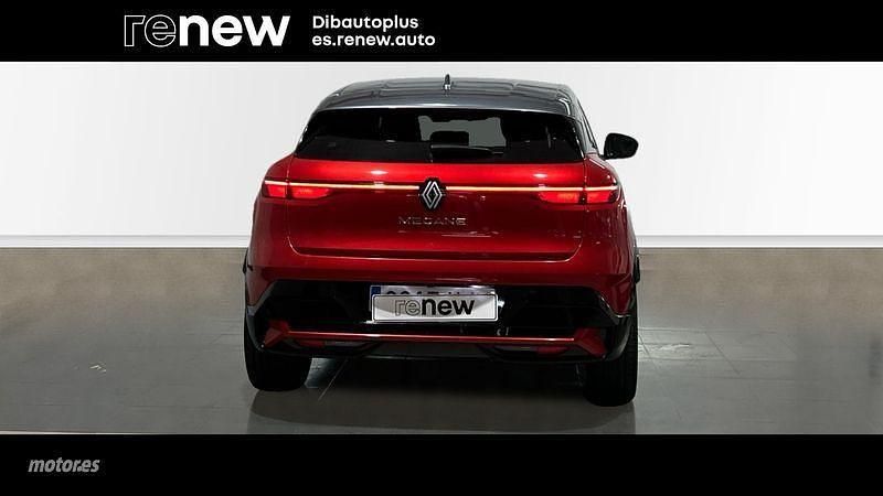 Usado Renault Megane E-Tech Techno 161 kW (219 CV) 2023 Rojo Berlina