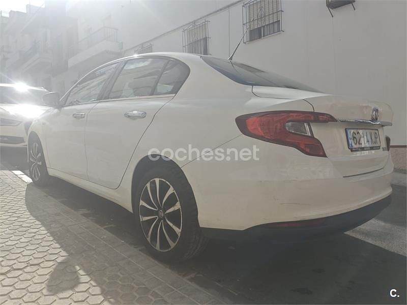 Usado Fiat Tipo Lounge 95 CV (69 kW) 2018 Blanco Berlina