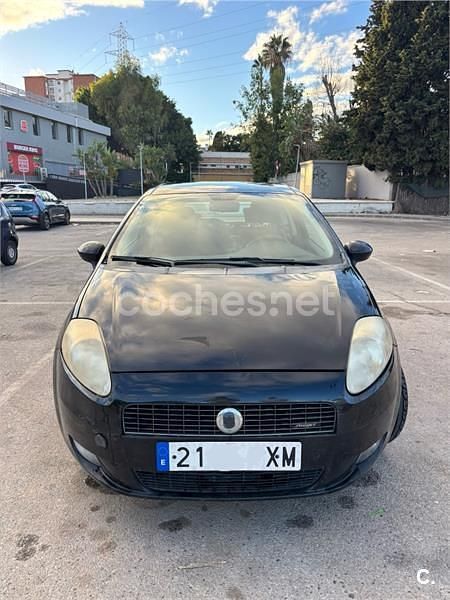 Negro Usado 2007 Fiat Grande Punto Utilitario | 2900 € (Precio justo) - Imagen 1/4