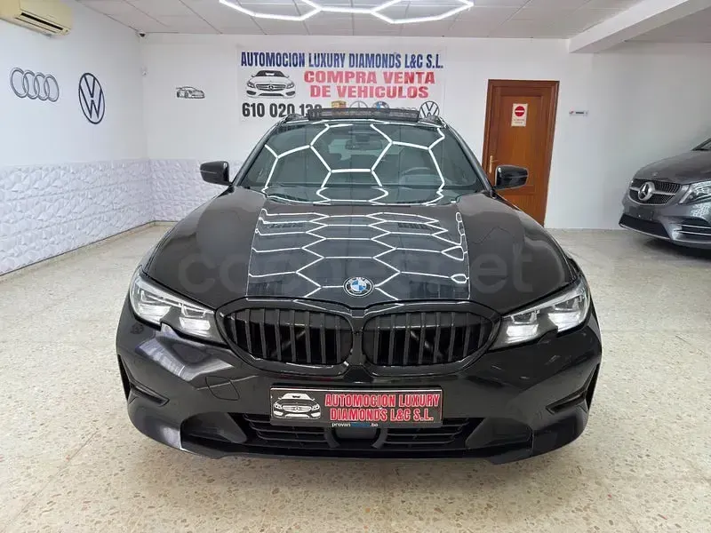 Usado BMW 330e Comfort Edition 292 CV (214 kW) 2021 Negro Familiar