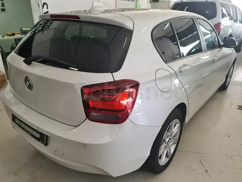 Usado BMW 116 Efficient Dynamics 116 CV (85 kW) 2013 Blanco Utilitario