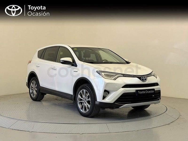 Usado Toyota RAV4 Hybrid Advance 197 CV (144 kW) 2016 Blanco SUV