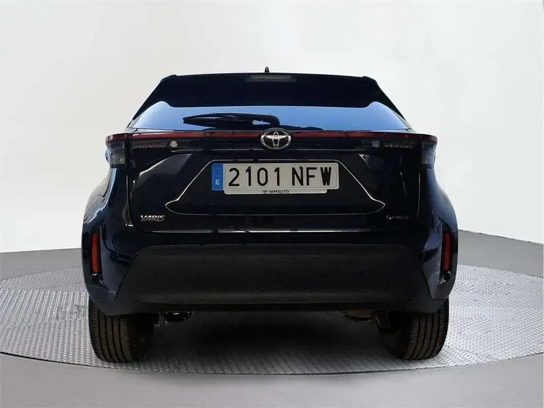 Usado Toyota Yaris Cross Active 132 CV (97 kW) 2025 SUV