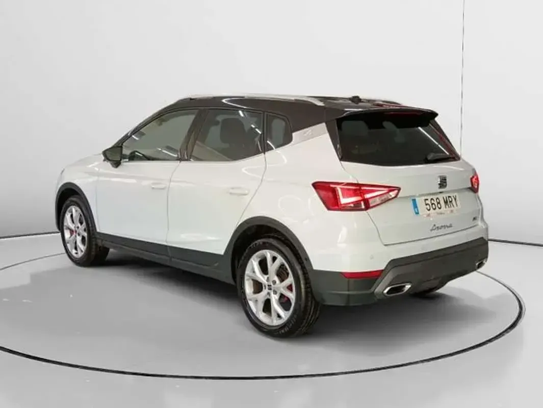 Usado Seat Arona FR 151 CV (111 kW) 2024 Blanco SUV