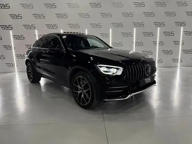 Käytetty Mercedes GLC43 AMG AMG 390 HP (286 kW) 2021 Musta Katumaasturi
