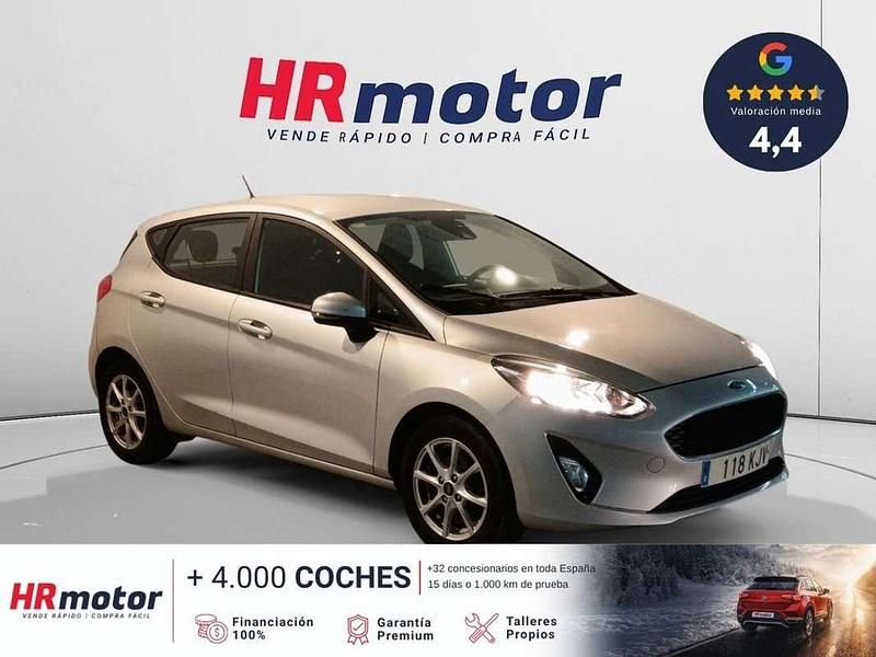 Usado Ford Fiesta Trend+ 86 CV (63 kW) 2018 Gris Utilitario