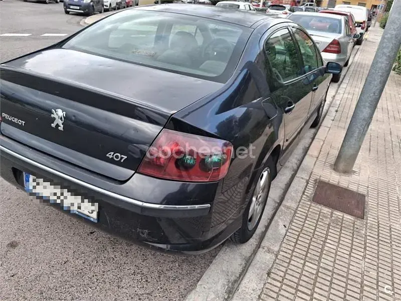 Usado Peugeot 407 137 CV (100 kW) 2006 Negro Berlina