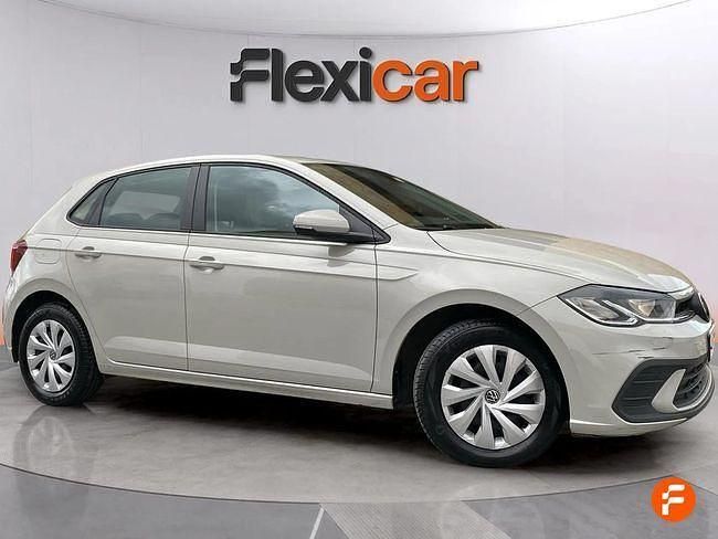 Usado VW Polo Life 95 CV (69 kW) 2022 Gris Berlina