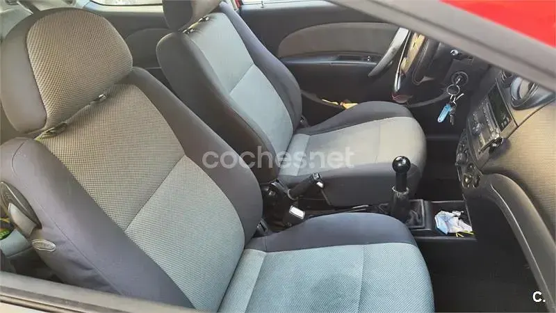 Usado Chevrolet Aveo LS 84 CV (61 kW) 2008 Rojo Berlina
