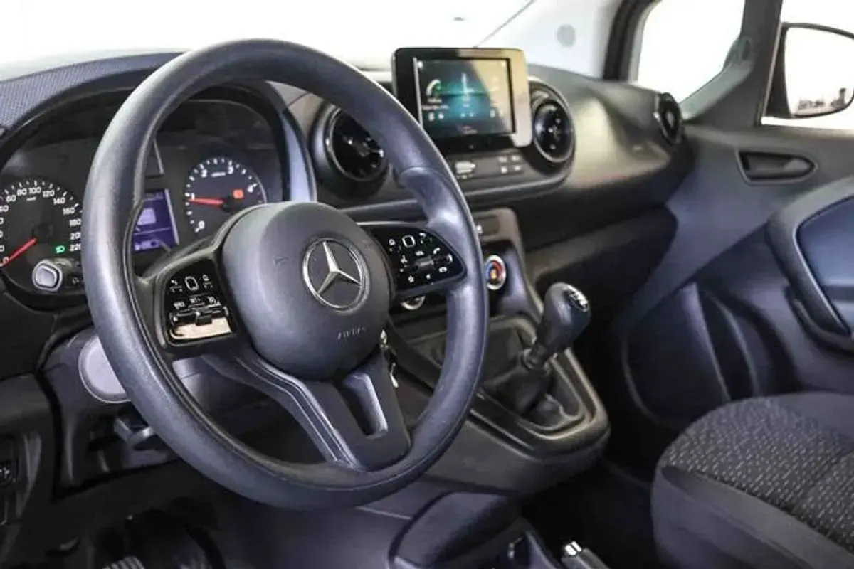Usado Mercedes Citan 110 95 CV (69 kW) 2022 Negro Monovolumen