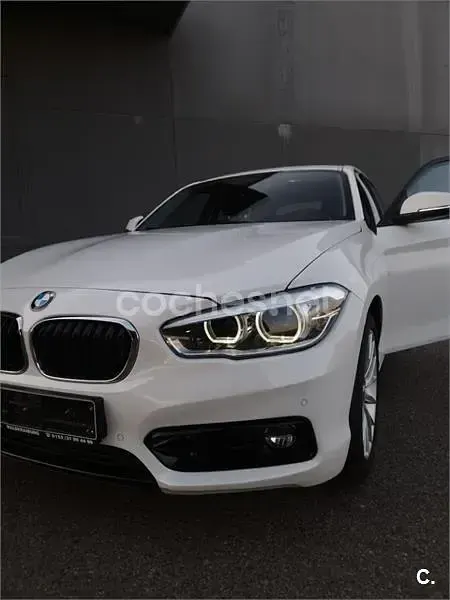 Usado BMW 118 Sport Line 150 CV (110 kW) 2018 Blanco Berlina