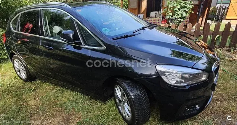 Usado BMW 218 150 CV (110 kW) 2017 Negro Familiar