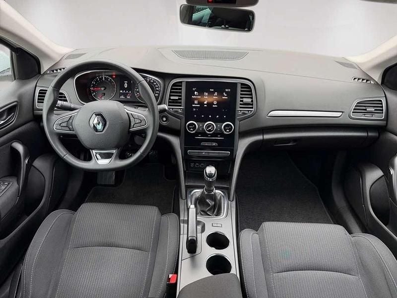 Occasion Renault Mégane IV Intens 140 PK (102 kW) 2022 Wit Hatchback