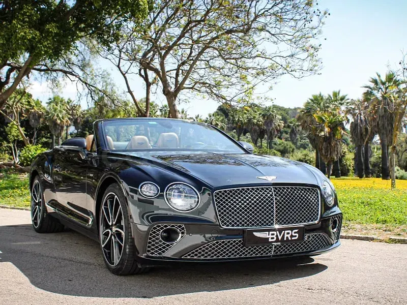 Usado Bentley Continental GT Convertible 550 CV (404 kW) 2020 Gris / plata Descapotable