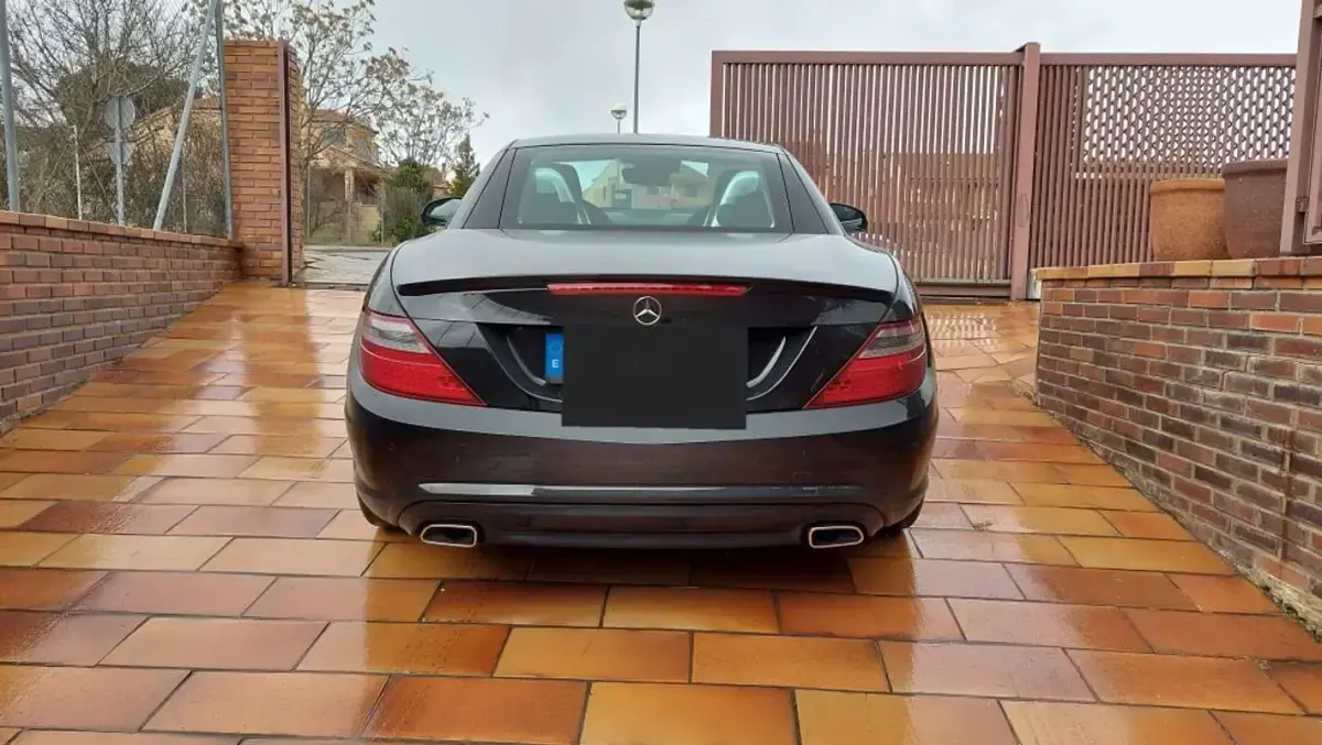 Usado Mercedes SLK200 184 CV (135 kW) 2016 Negro Descapotable