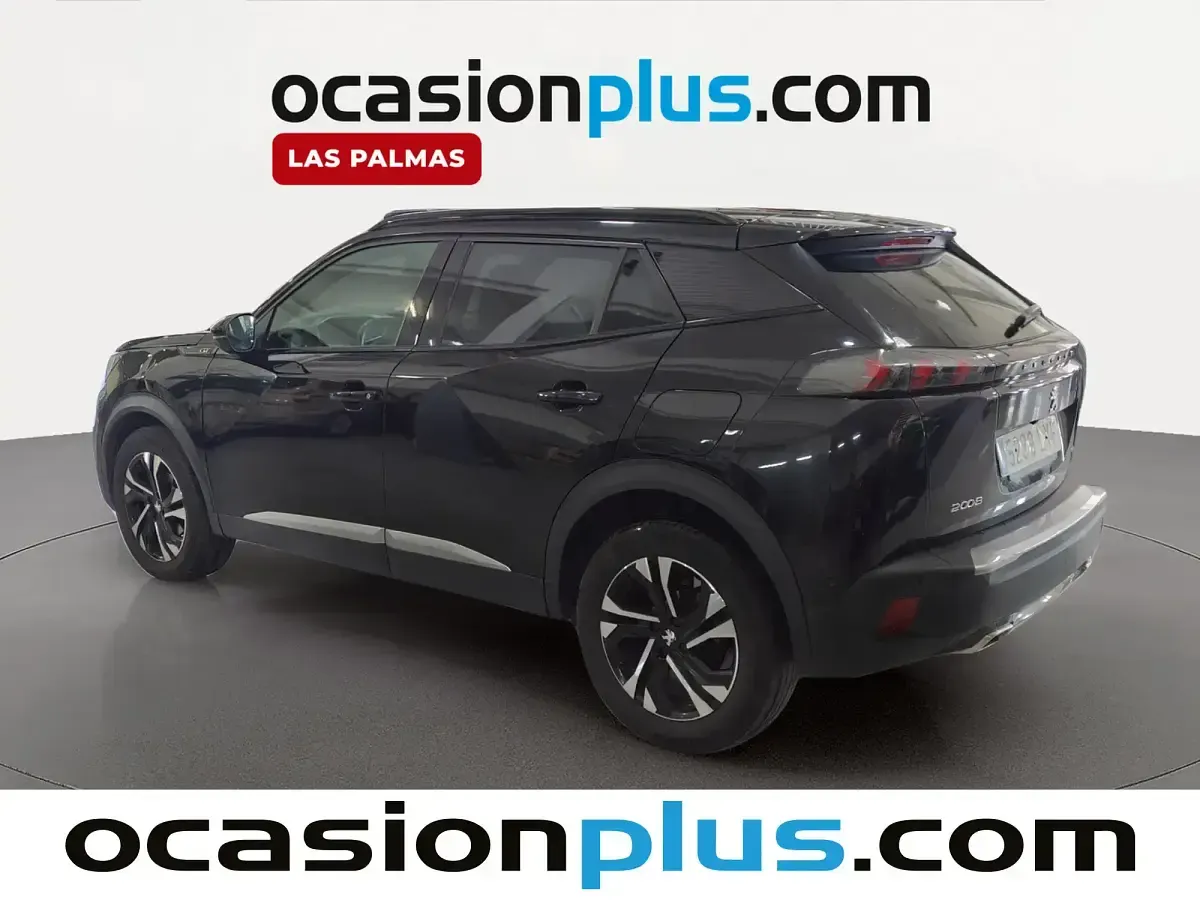 Usado Peugeot 2008 GT 130 CV (95 kW) 2022 Negro SUV