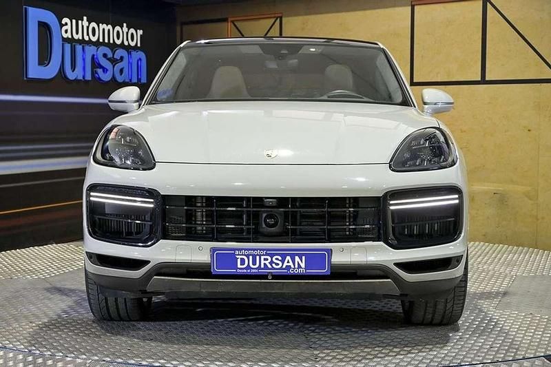 Usado Porsche Cayenne Turbo S 689 CV (506 kW) 2022 Gris SUV
