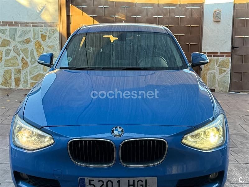 Azul Usado 2011 BMW 118 Sport Line Utilitario | 6700 € (Precio justo) - Imagen 1/4