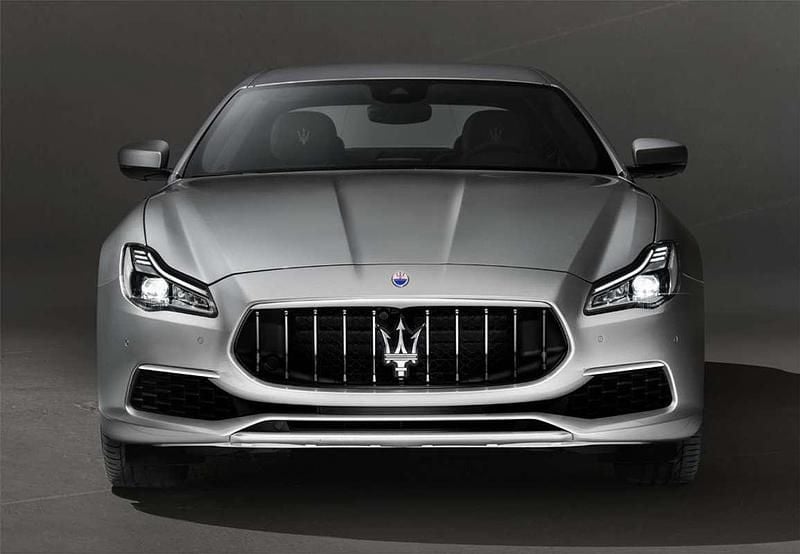Usado Maserati Quattroporte 400 CV (294 kW) 2007 Gris Berlina