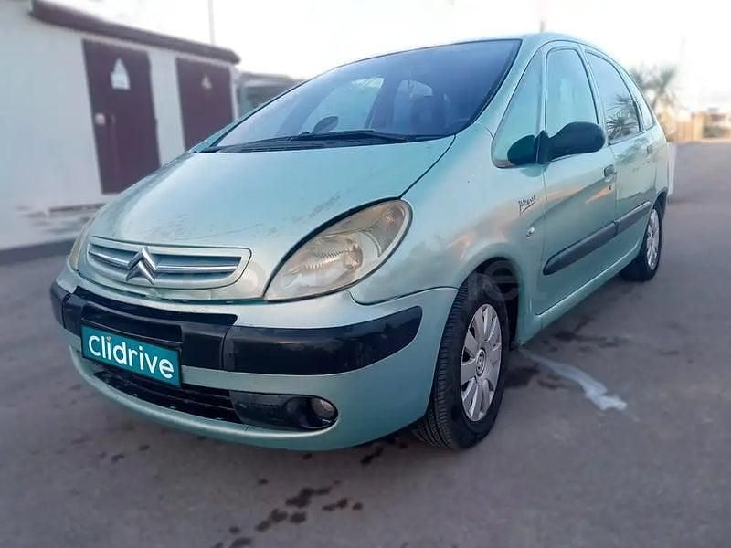 Usado Citroën Xsara Picasso Exclusive 110 CV (80 kW) 2006 Gris / plata Monovolumen