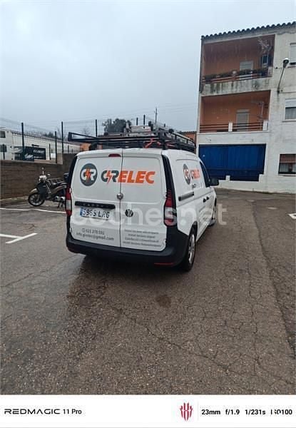 Usado VW Caddy Trendline 102 CV (75 kW) 2021 Blanco Monovolumen