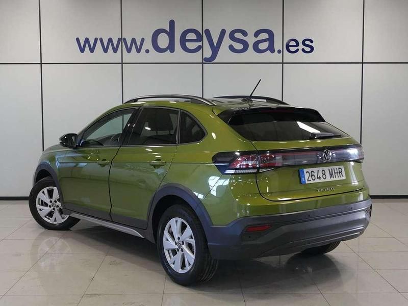 Usado VW Taigo Life 110 CV (80 kW) 2023 Verde SUV