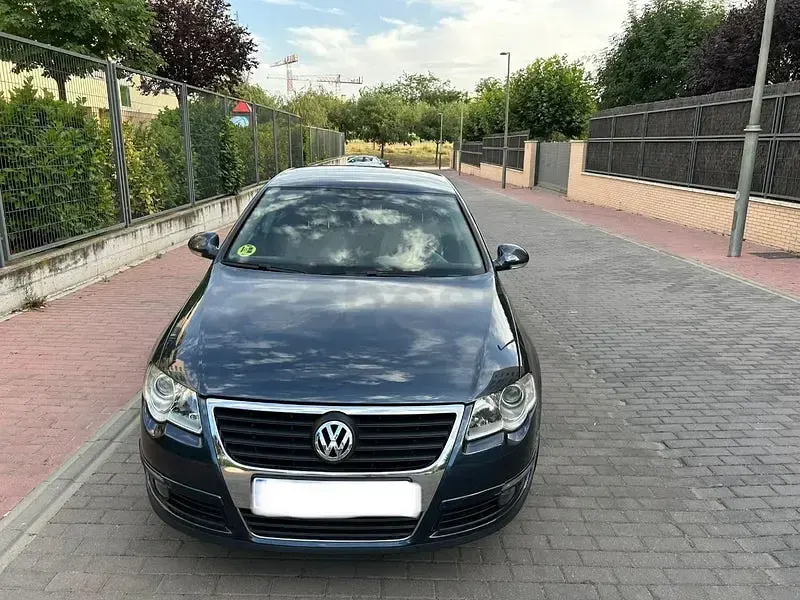 Usado VW Passat Advance 140 CV (102 kW) 2008 Azul Berlina