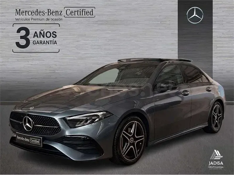 Usado Mercedes A200 163 CV (119 kW) 2025 Gris / plata Berlina