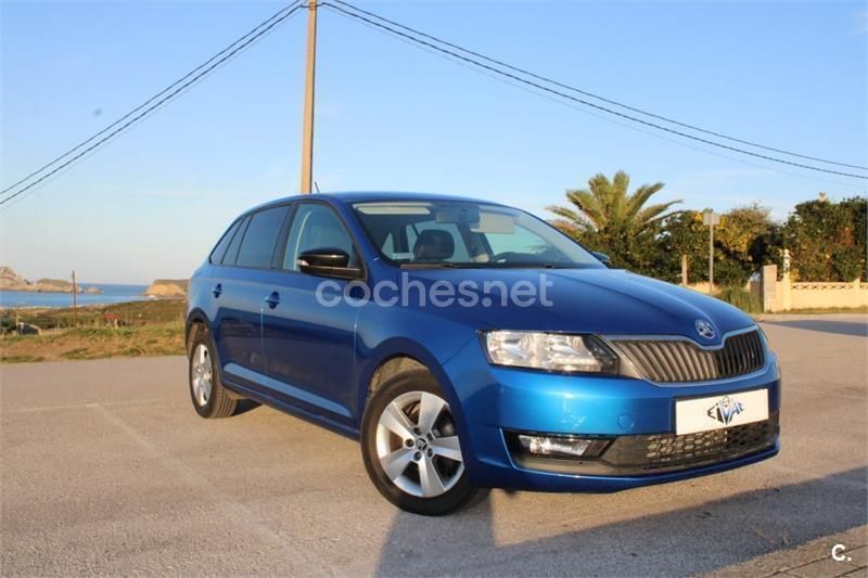 Usado Skoda Rapid Ambition 95 CV (69 kW) 2019 Azul Berlina