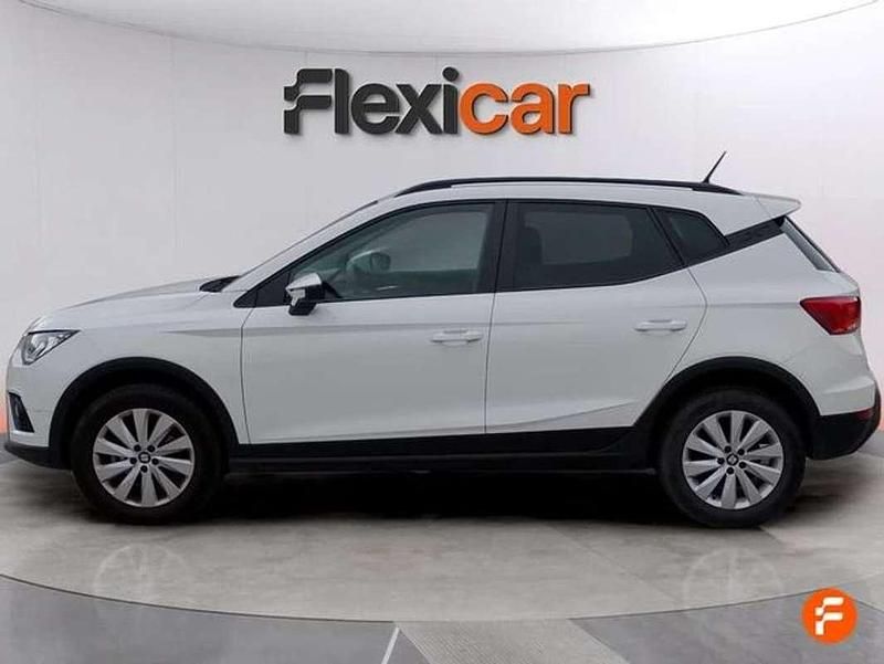 Usado Seat Arona Ecomotive 95 CV (69 kW) 2019 Blanco SUV
