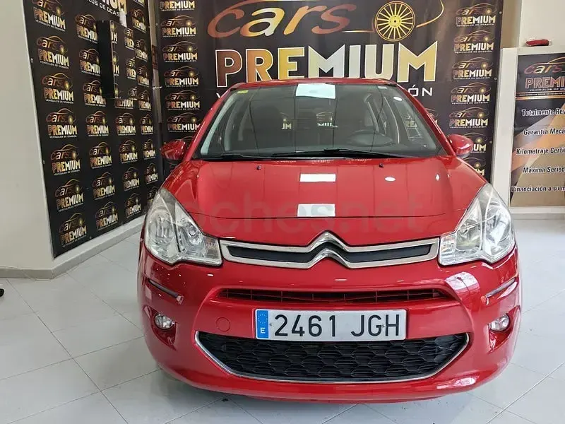Usado Citroën C3 Exclusive 92 CV (67 kW) 2015 Rojo Berlina