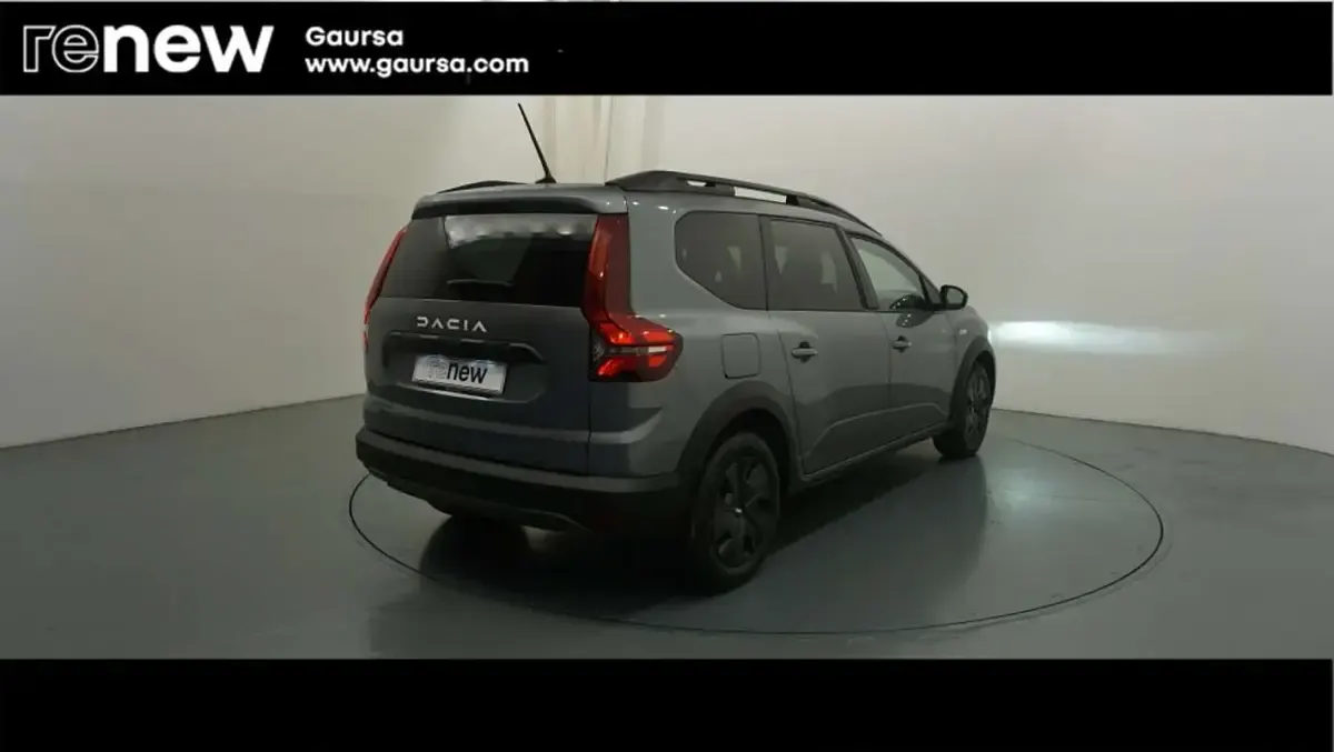 Usado Dacia Jogger Expression 140 CV (102 kW) 2025 Monovolumen