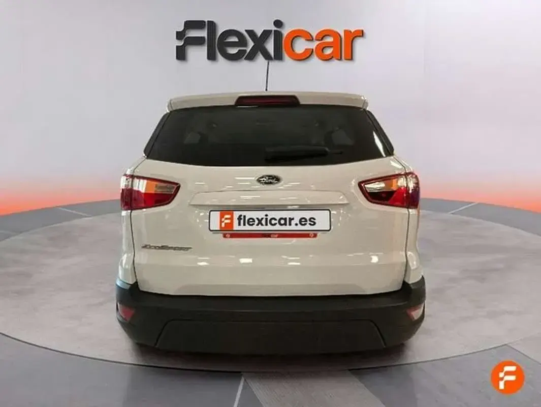 Usado Ford Ecosport Trend 99 CV (72 kW) 2019 Blanco SUV
