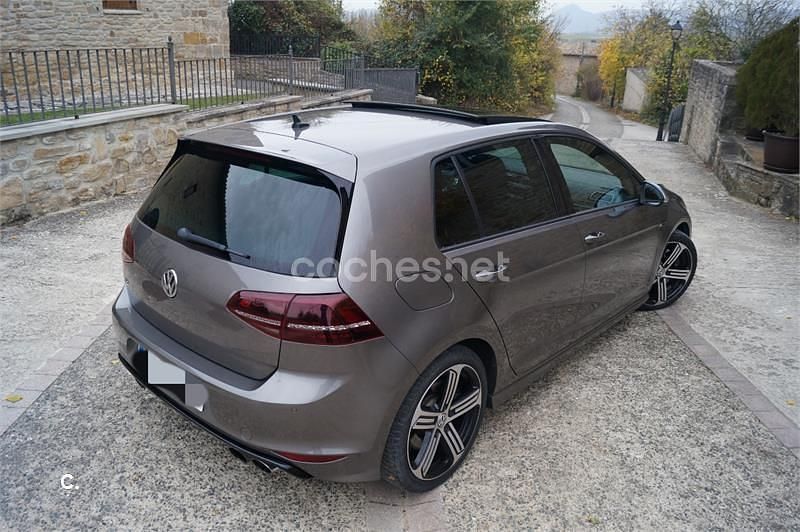 Usado VW Golf VII R 300 CV (220 kW) 2015 Gris / plata Berlina